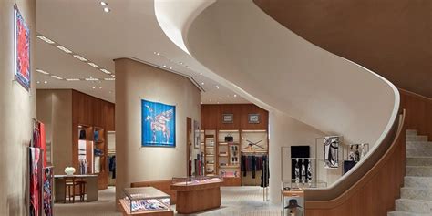 hermes store toronto.